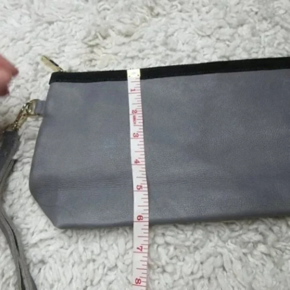 Cincinati leather boutique clutch/ make up bag‎